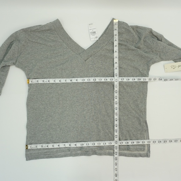 RD Style V Neck V Back Heather Gray Grey Top M - Picture 6 of 8